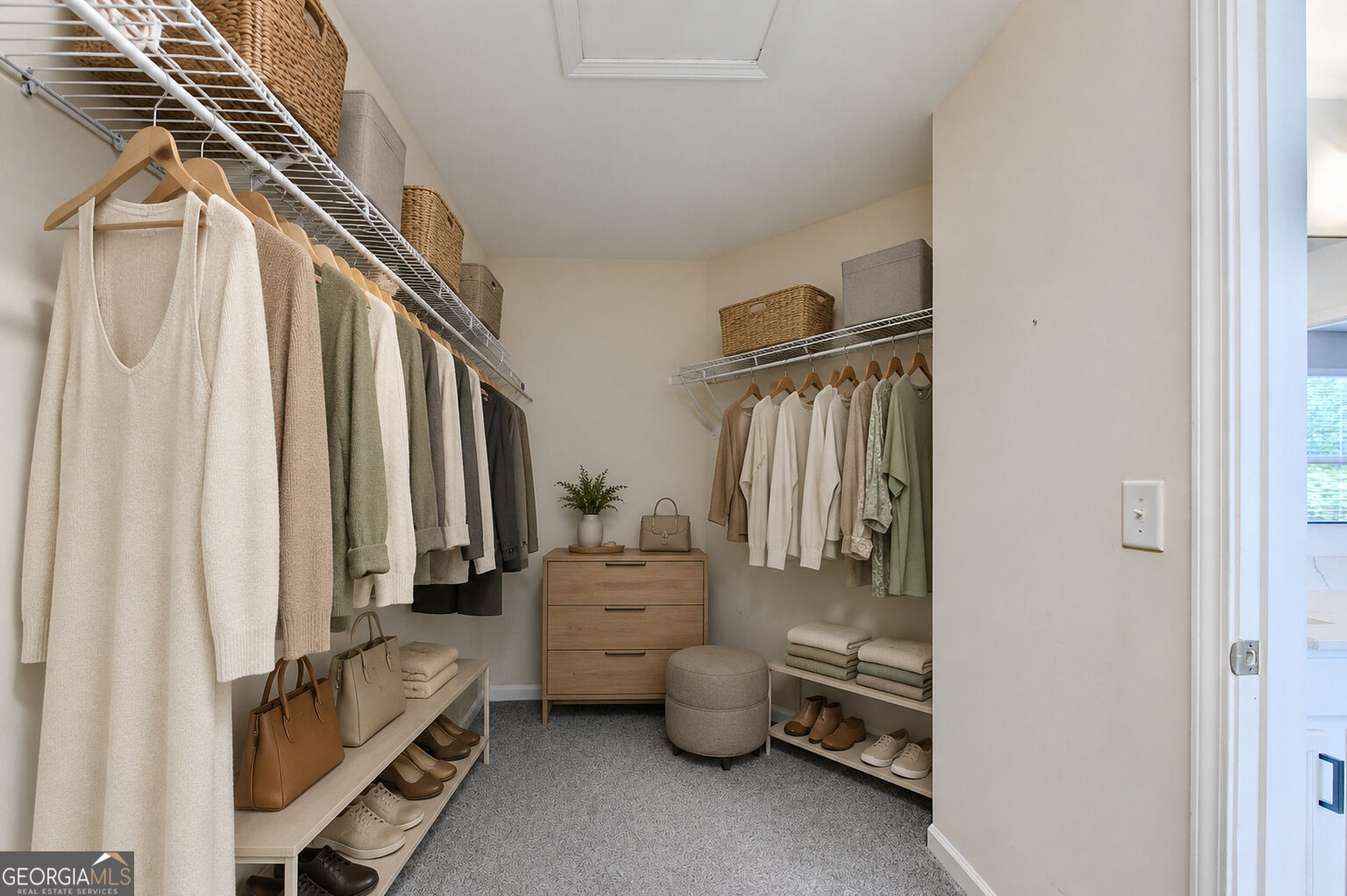515 Creekshire Circle Property Photo 32