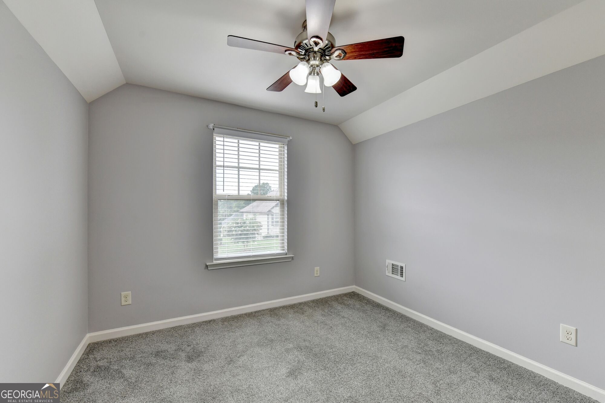 515 Creekshire Circle Property Photo 34