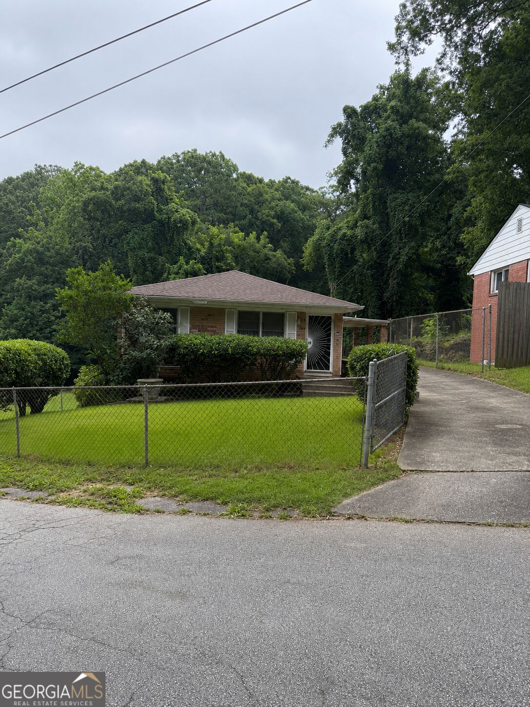 947 N Eugenia Place Nw Property Photo 1