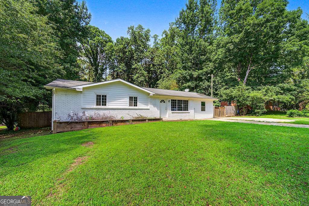 3740 Lavilla Drive Property Photo 2