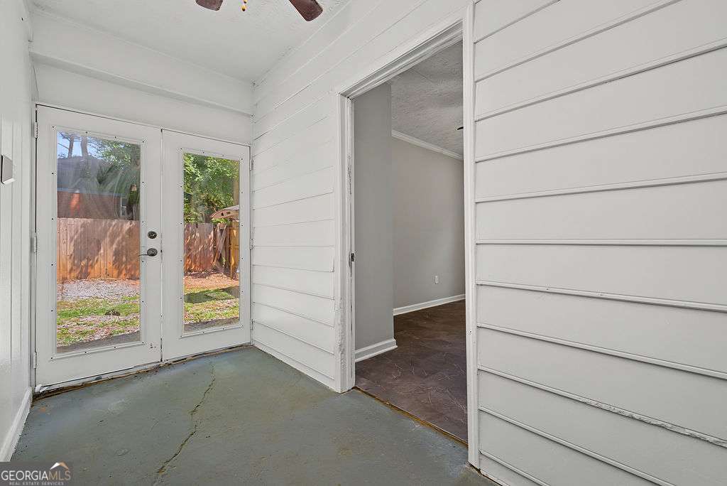 3740 Lavilla Drive Property Photo 11