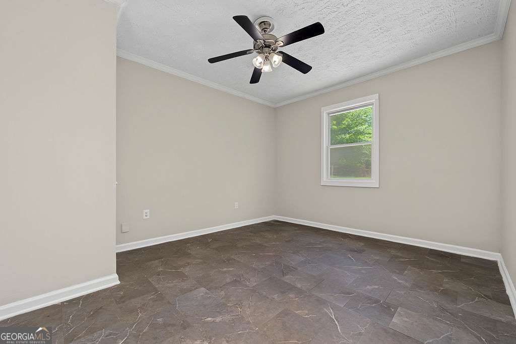3740 Lavilla Drive Property Photo 12