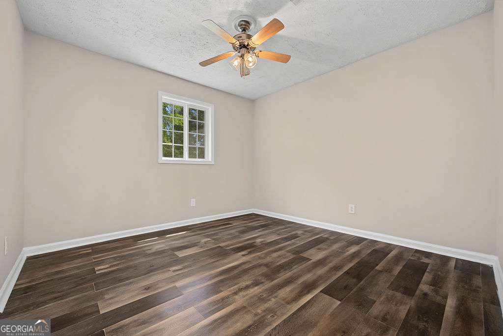 3740 Lavilla Drive Property Photo 13