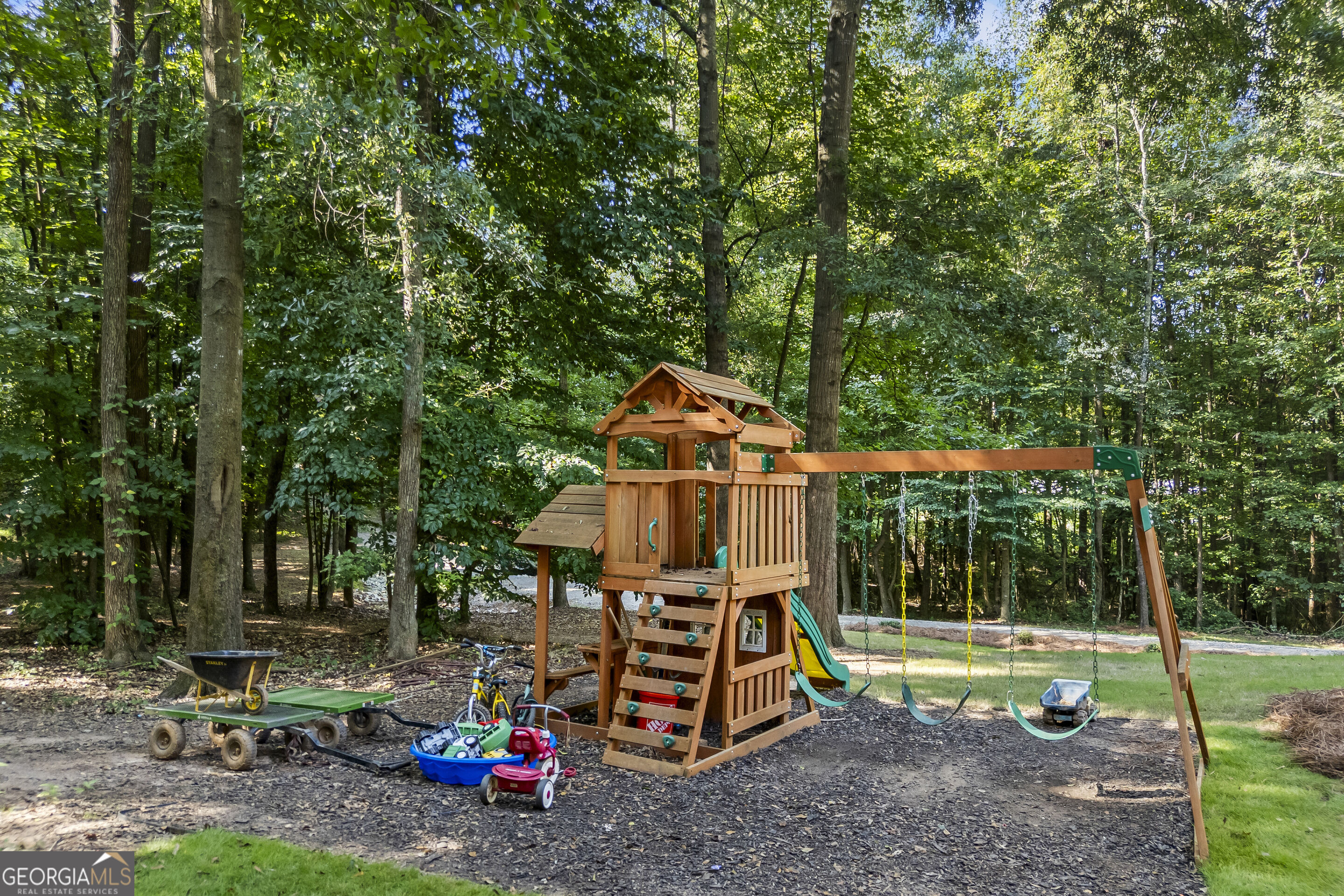 540 James Maxwell Road Property Photo 13