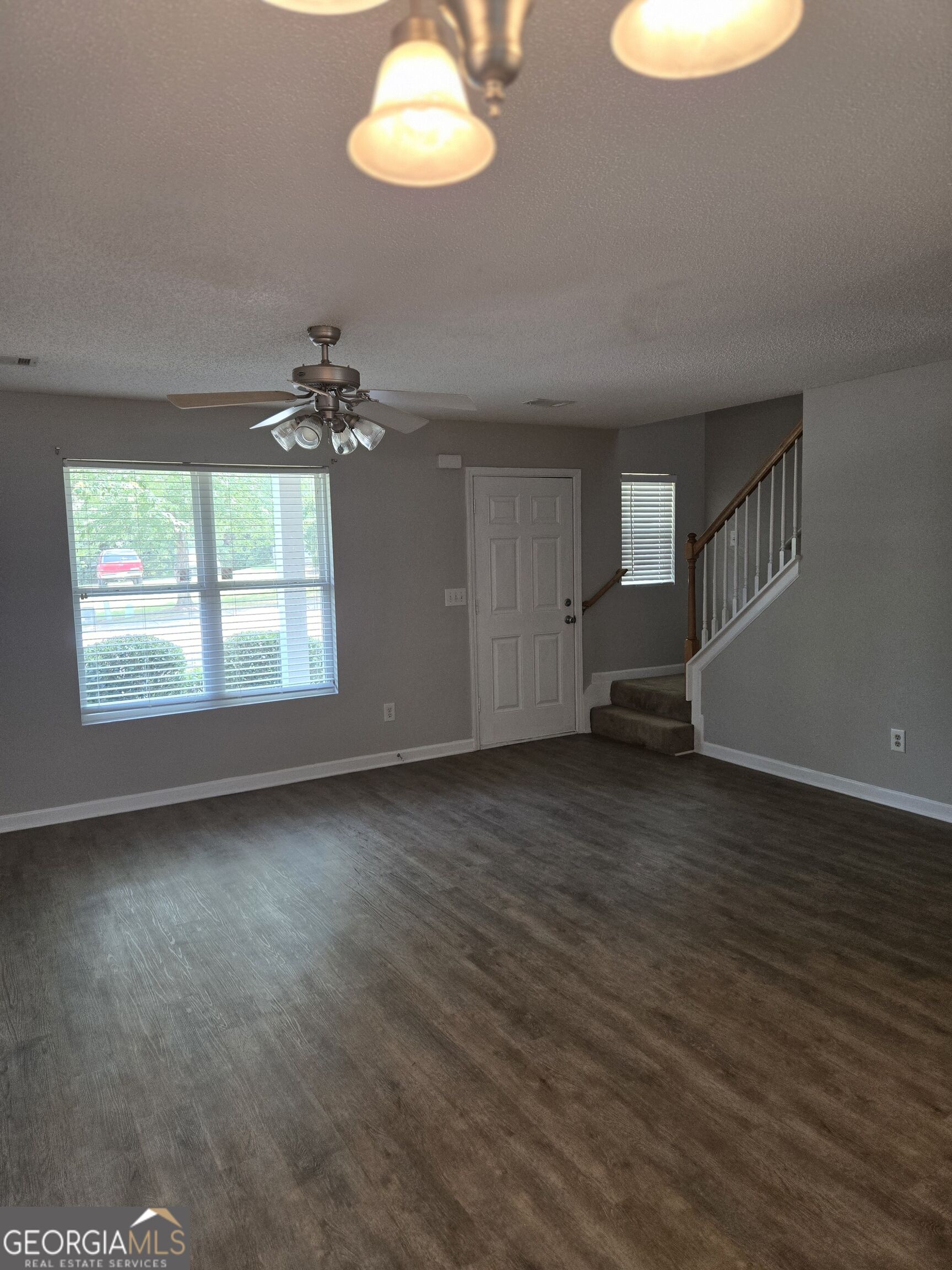 430 Bridgewater Way Property Photo 3