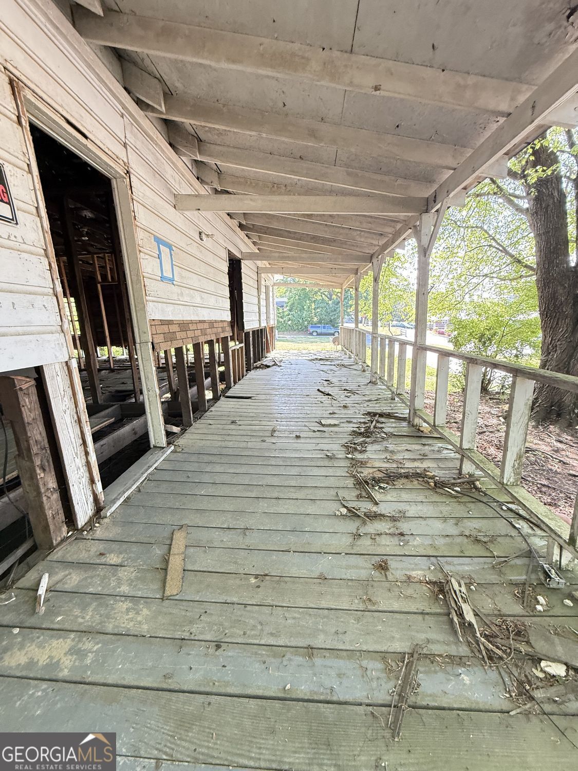 6648 Ridge Avenue Property Photo 3