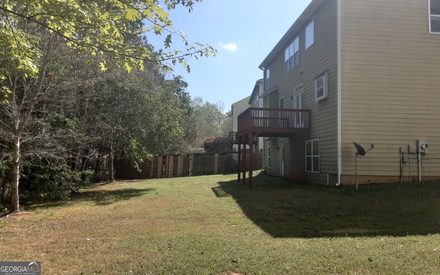 132 Lakeshore Parkway Property Photo 16