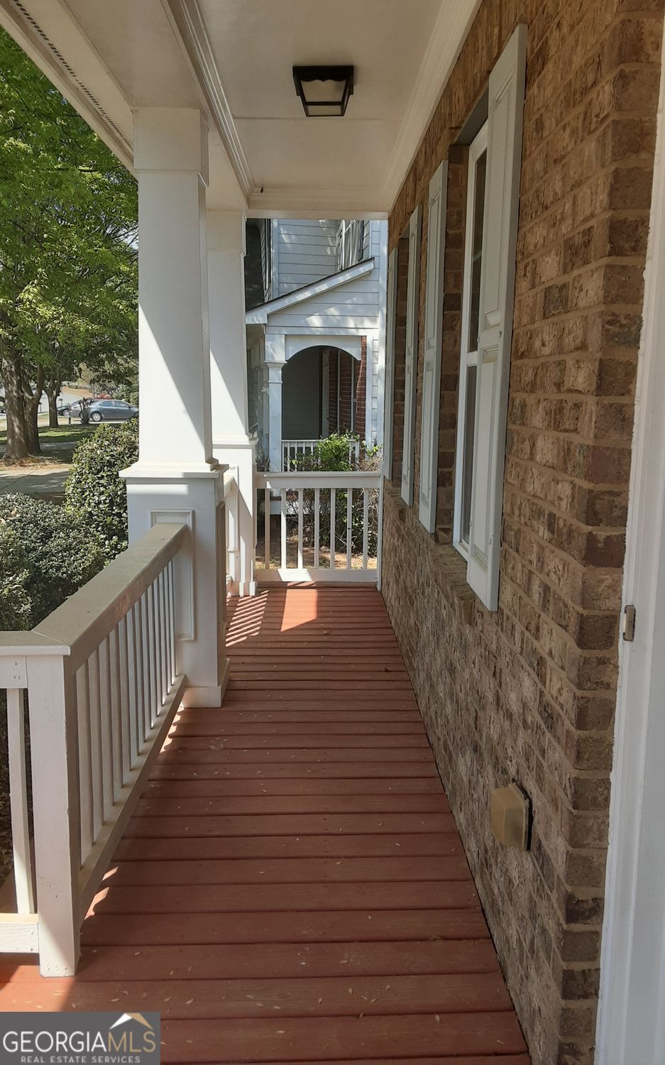 132 Lakeshore Parkway Property Photo 20
