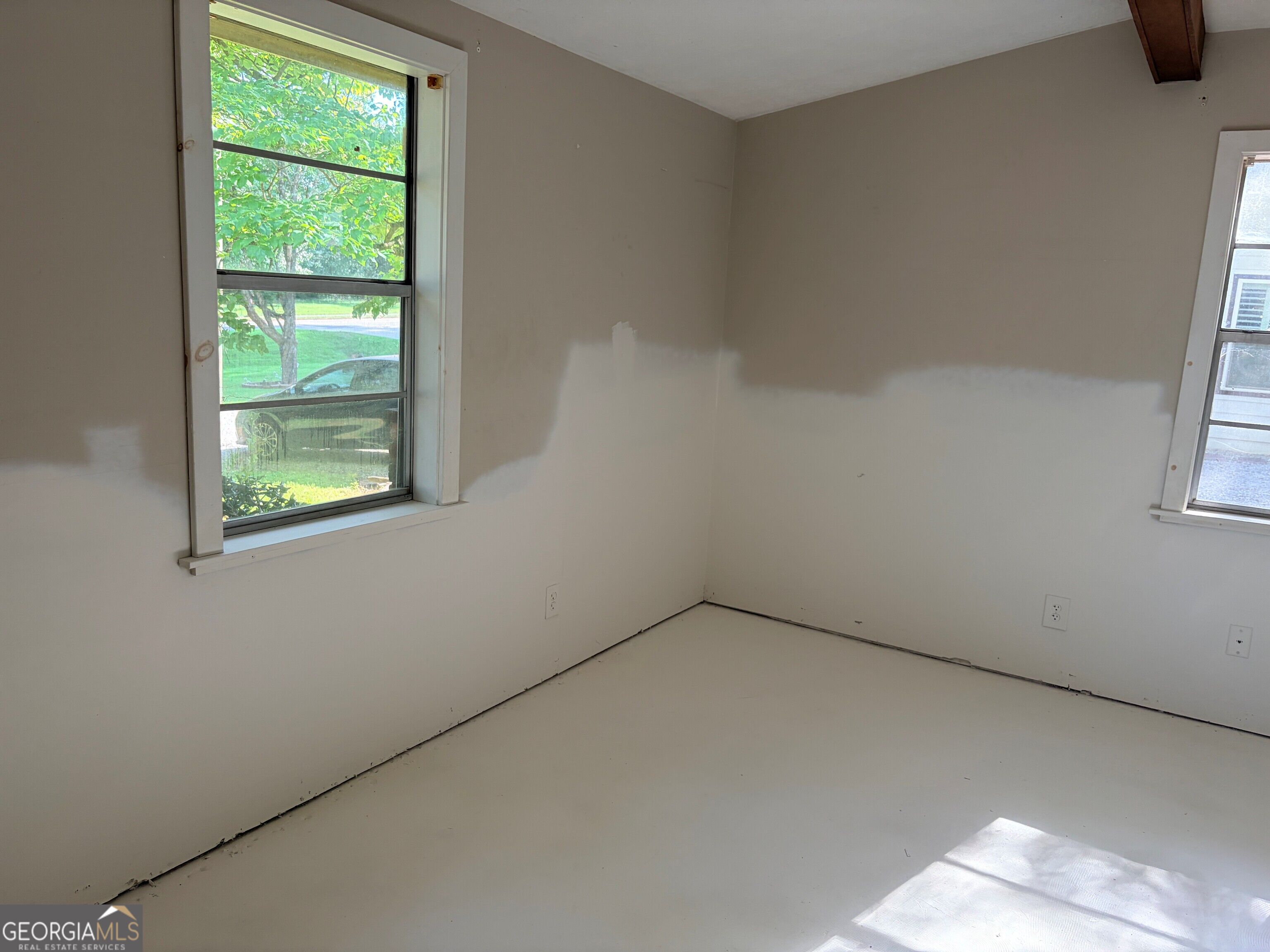 861 Eva Kennedy Road Property Photo 7