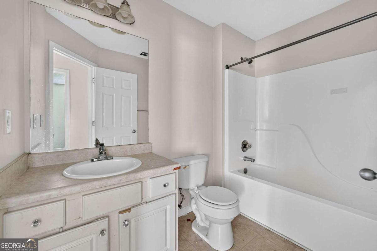 3410 Garden Mist Circle Property Photo 24