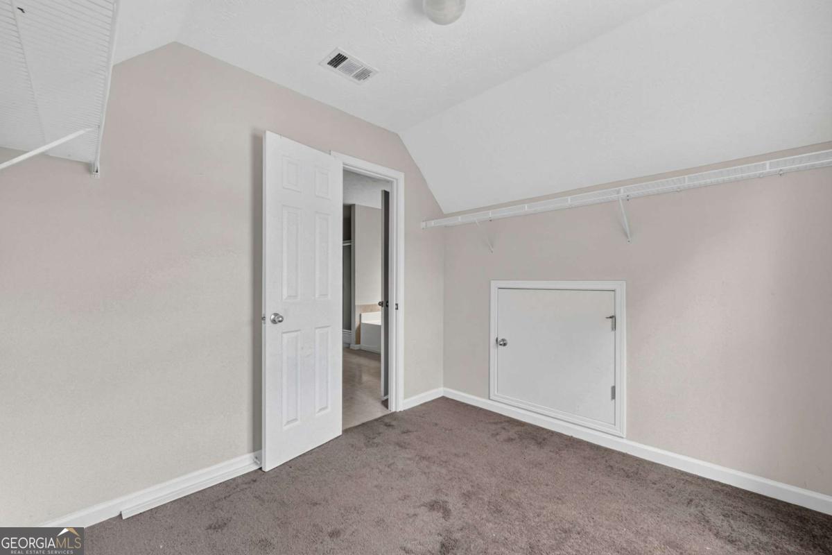 3410 Garden Mist Circle Property Photo 32