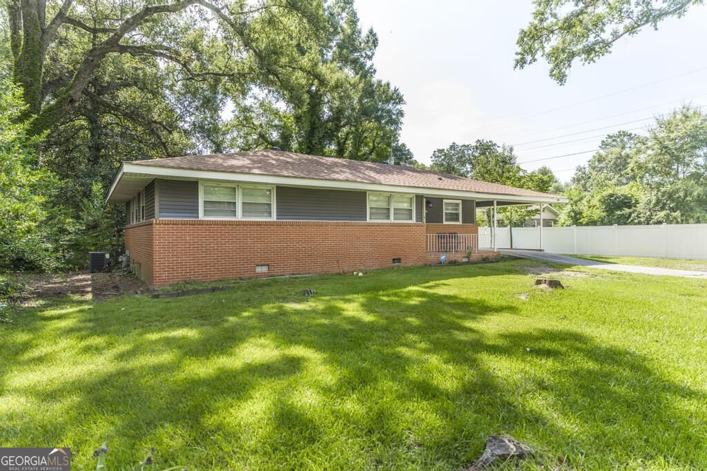 800 Briarcliff Road Property Photo 4