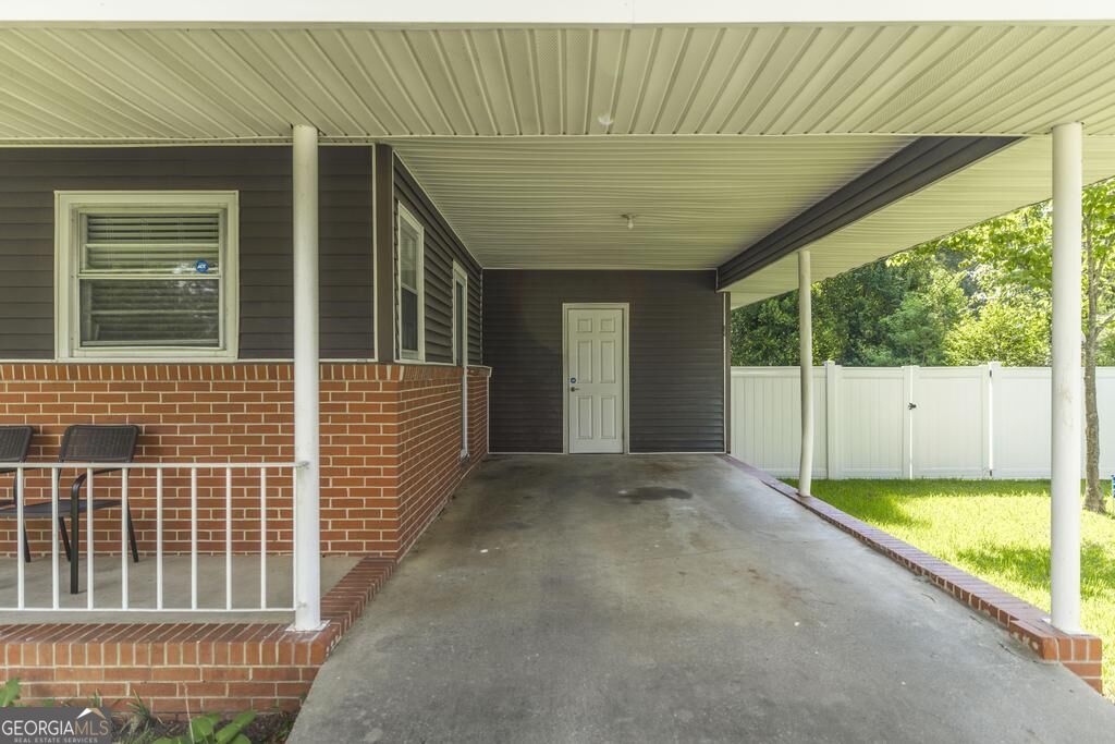 800 Briarcliff Road Property Photo 5