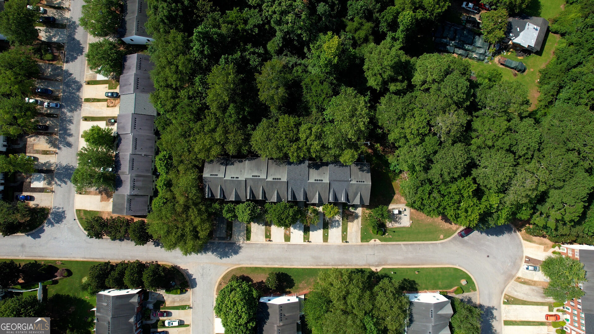 5687 Strathmoor Manor Circle Property Photo 3
