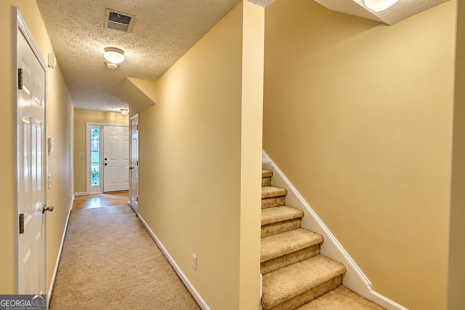 5687 Strathmoor Manor Circle Property Photo 4