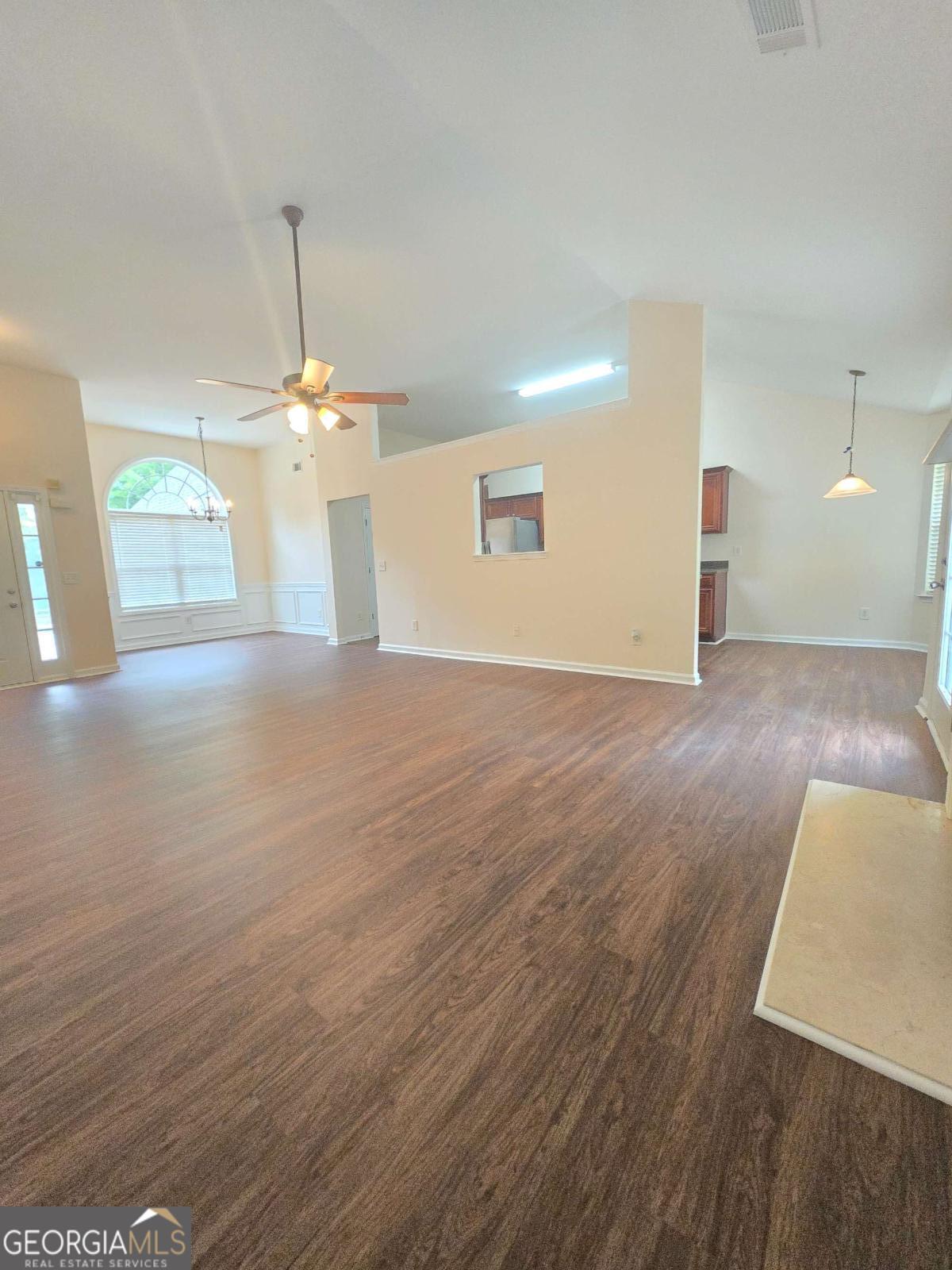 2145 Mina Lane Drive Property Photo 8