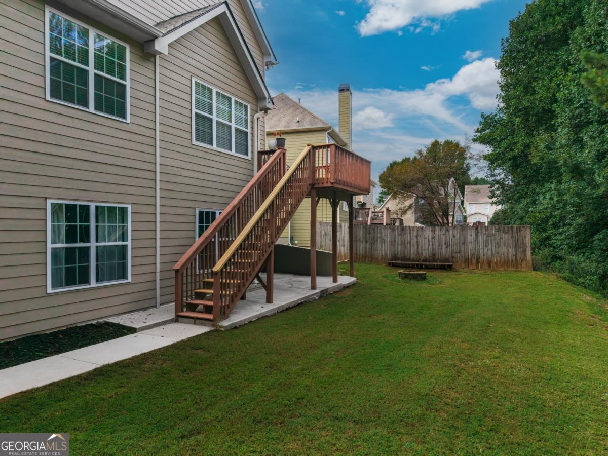 309 Laurel Glen Crossing Property Photo 5