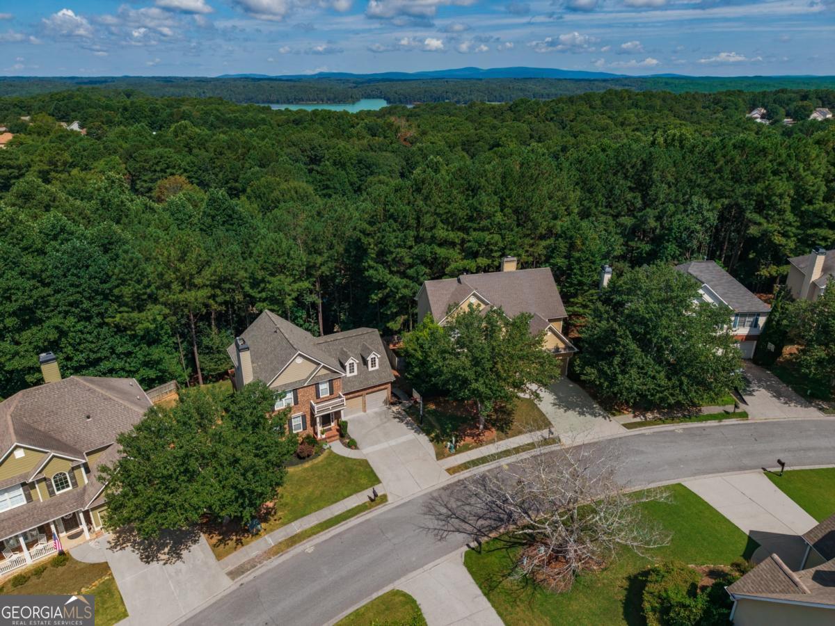 309 Laurel Glen Crossing Property Photo 10