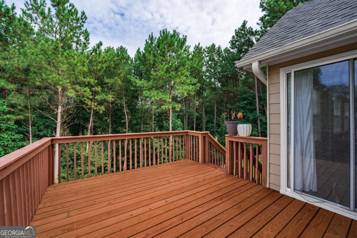 309 Laurel Glen Crossing Property Photo 28