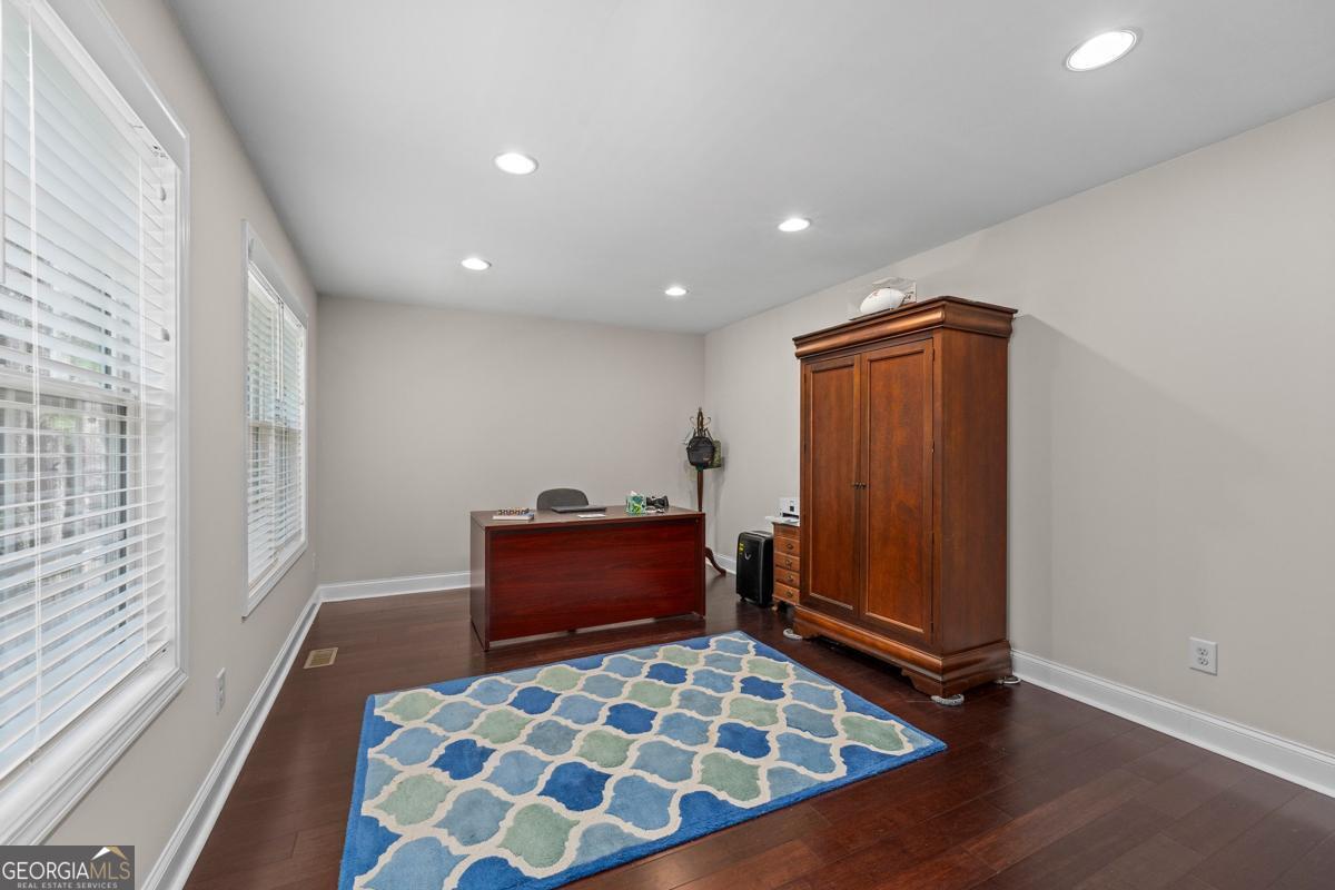 309 Laurel Glen Crossing Property Photo 44