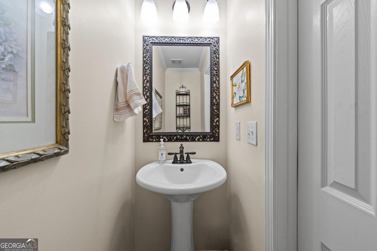 309 Laurel Glen Crossing Property Photo 46