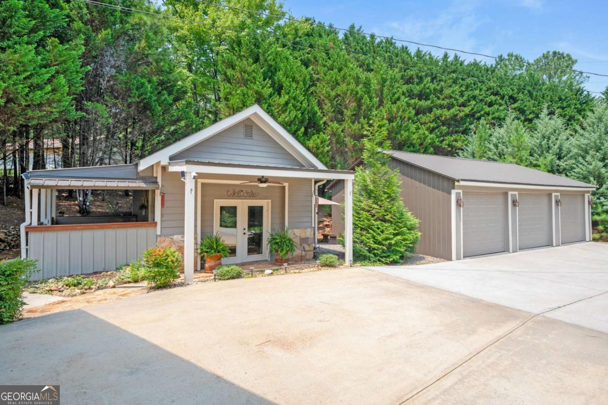 2064 Knight Road Property Photo 3