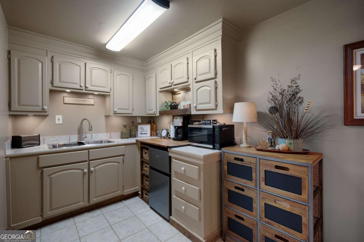 2064 Knight Road Property Photo 46
