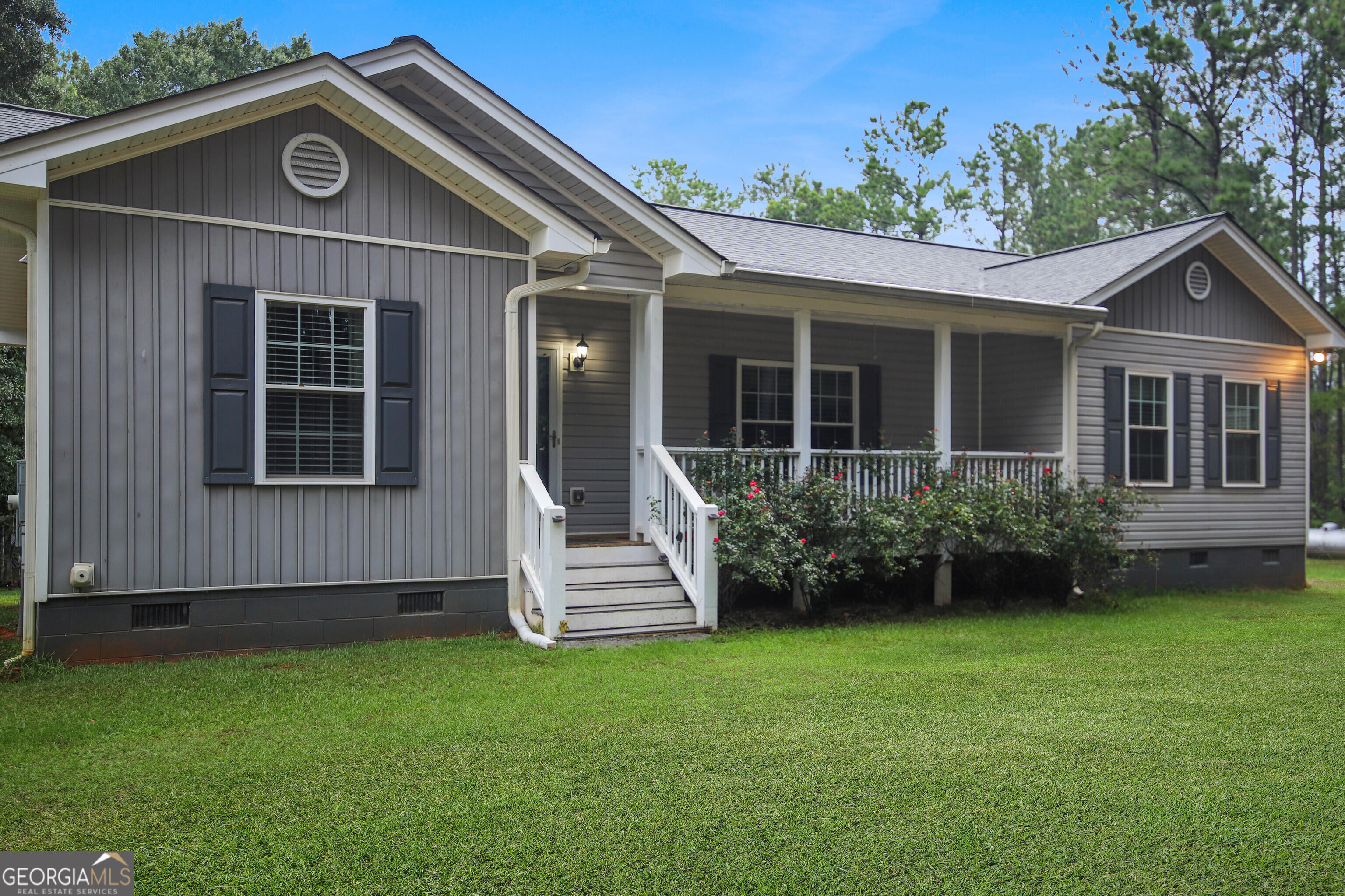 1807 Oak Grove Road Property Photo 1