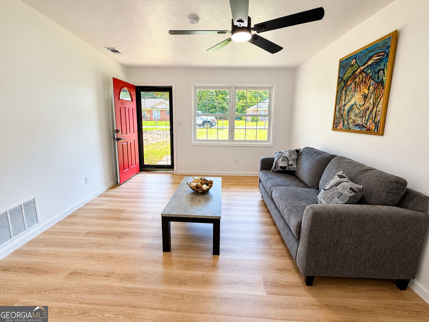 506 Windsor Drive Property Photo 4
