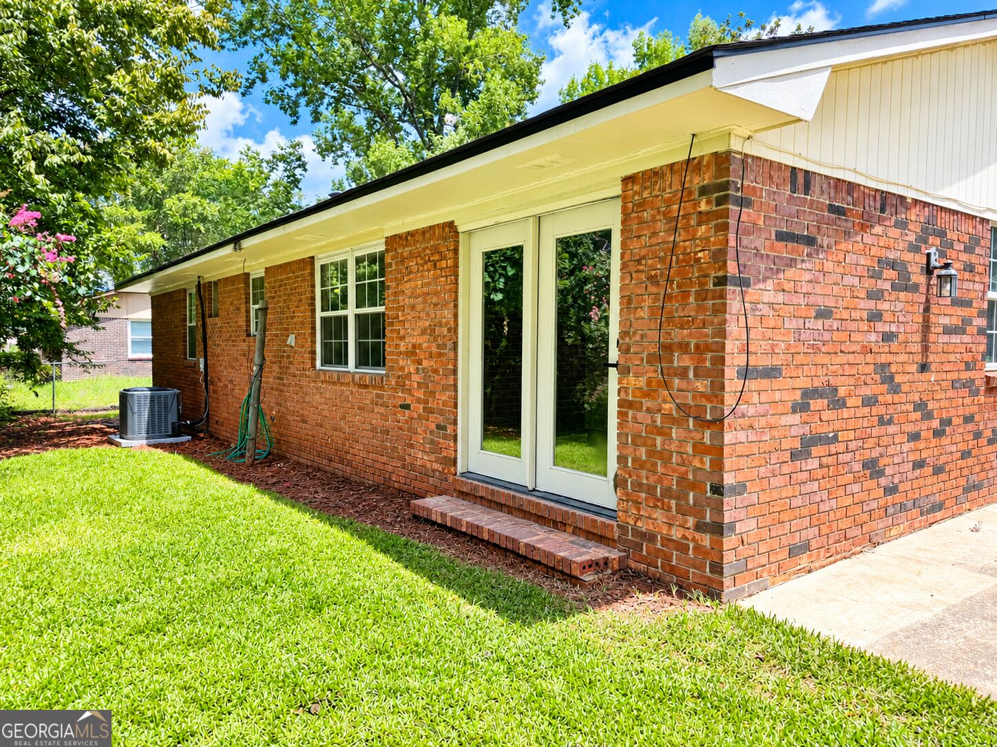 506 Windsor Drive Property Photo 21