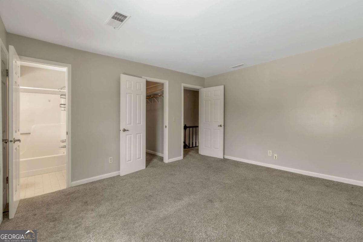 136 Old Ferry Way Property Photo 10