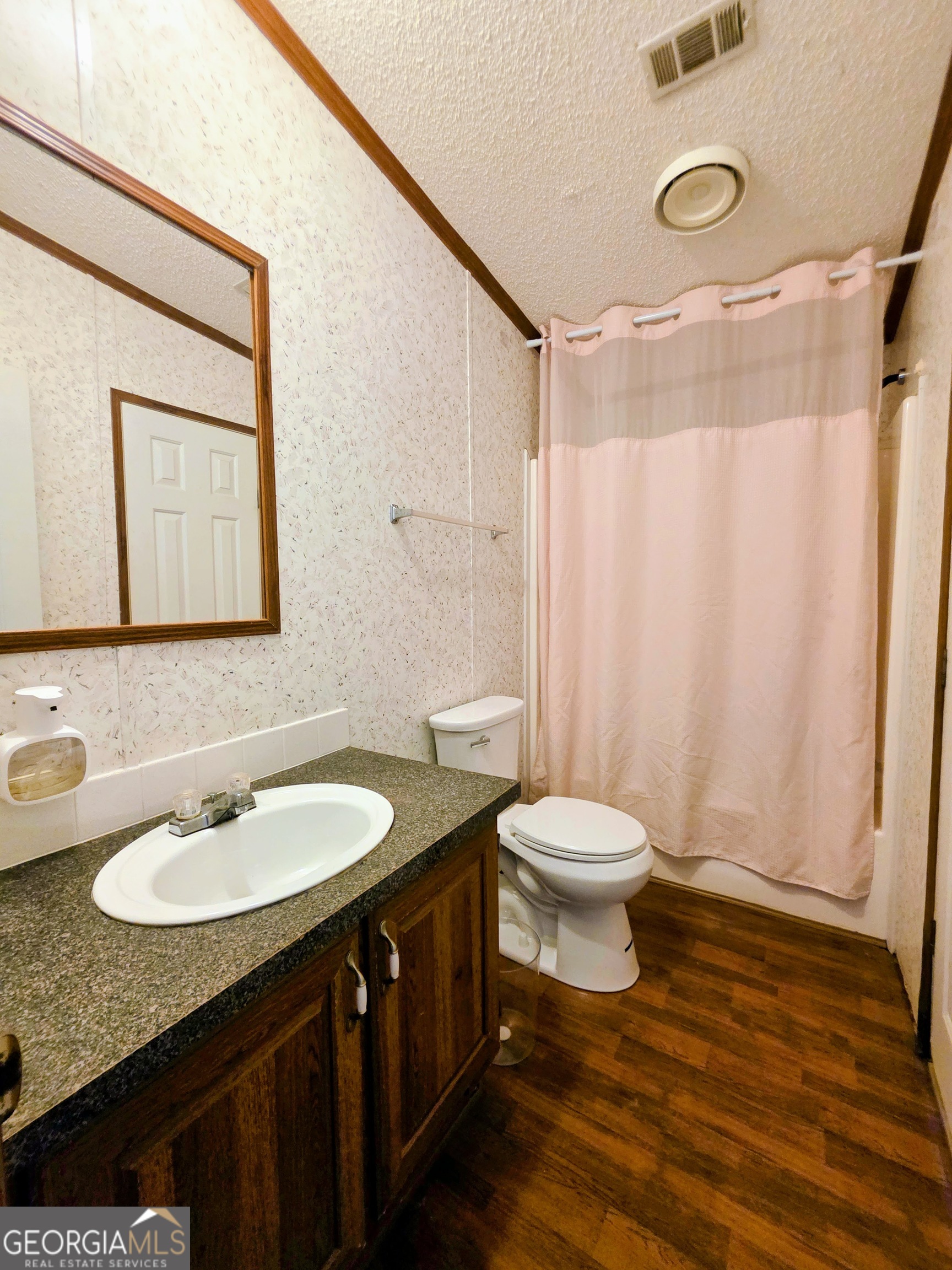 198 Central Street Property Photo 15