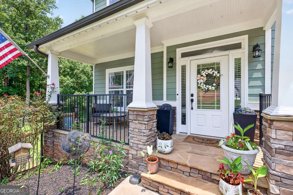 5370 Shadow Walk Way Property Photo 4