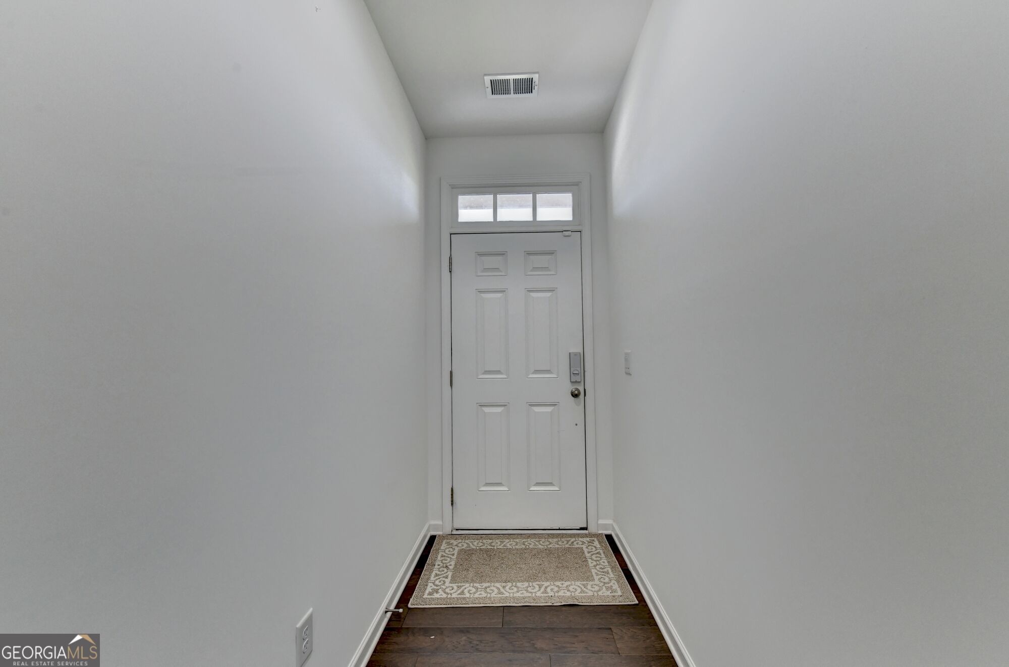 5090 Bellehurst Lane Property Photo 3