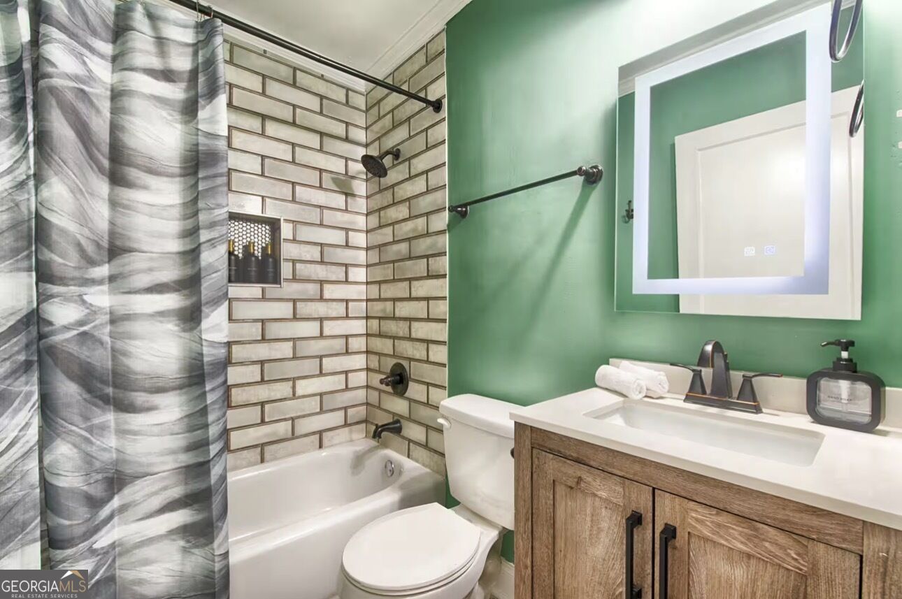 1225 Graymont Drive Sw Property Photo 5