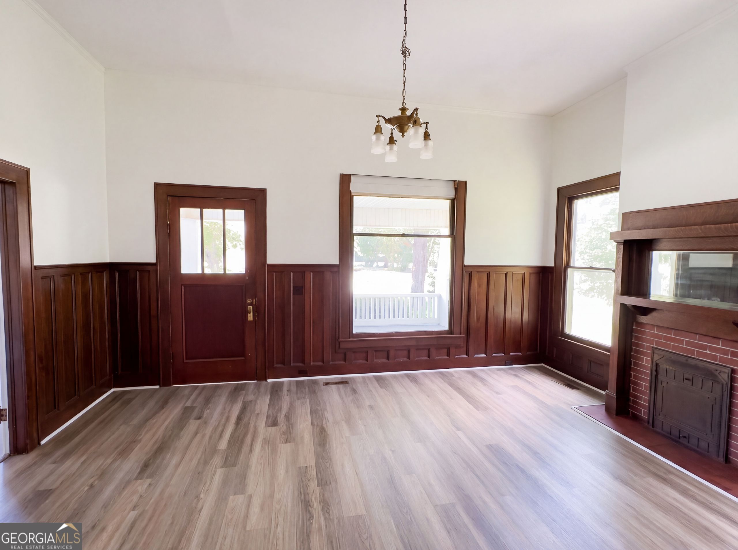355 Pecan Street Se Property Photo 3