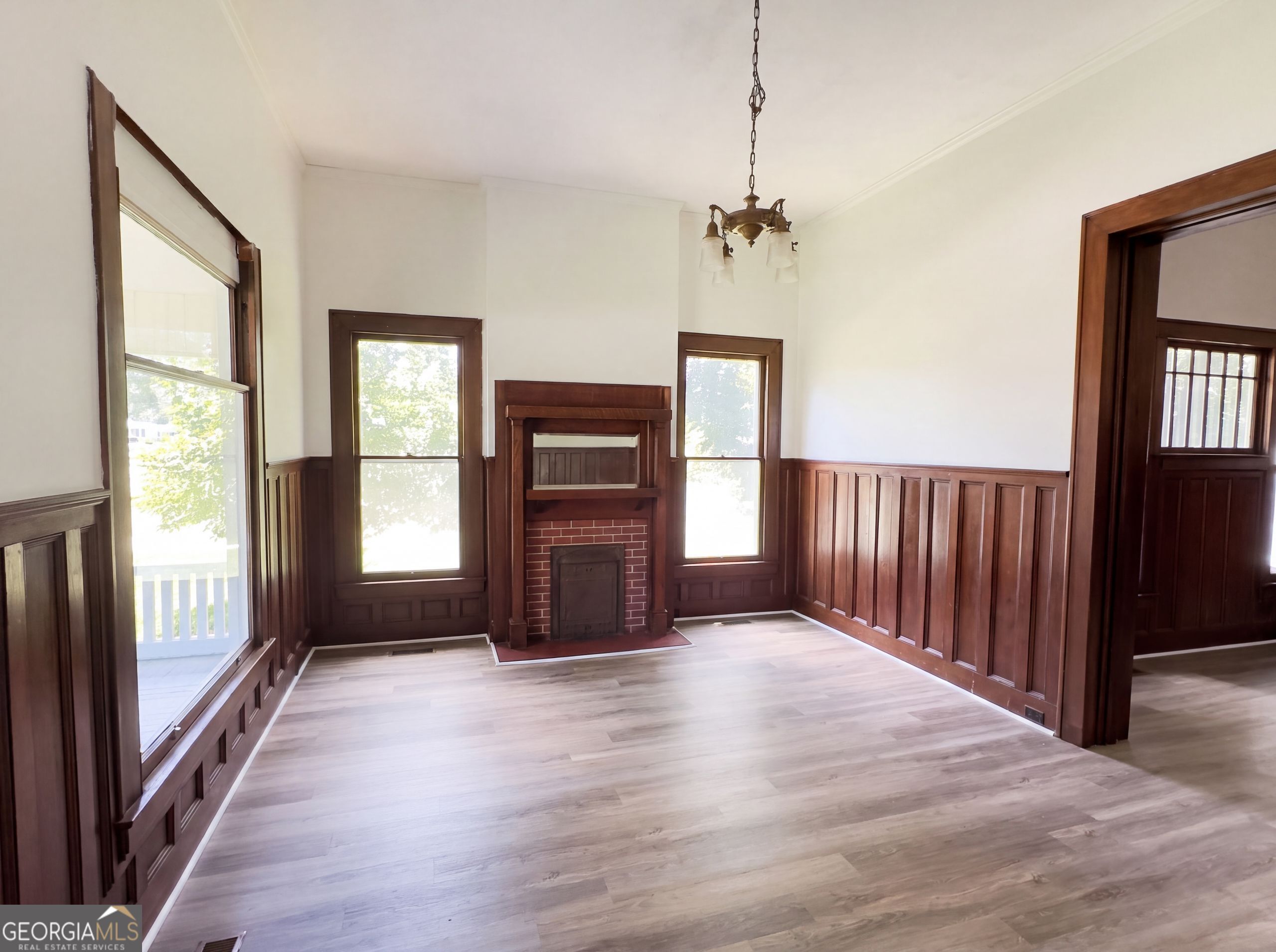 355 Pecan Street Se Property Photo 6