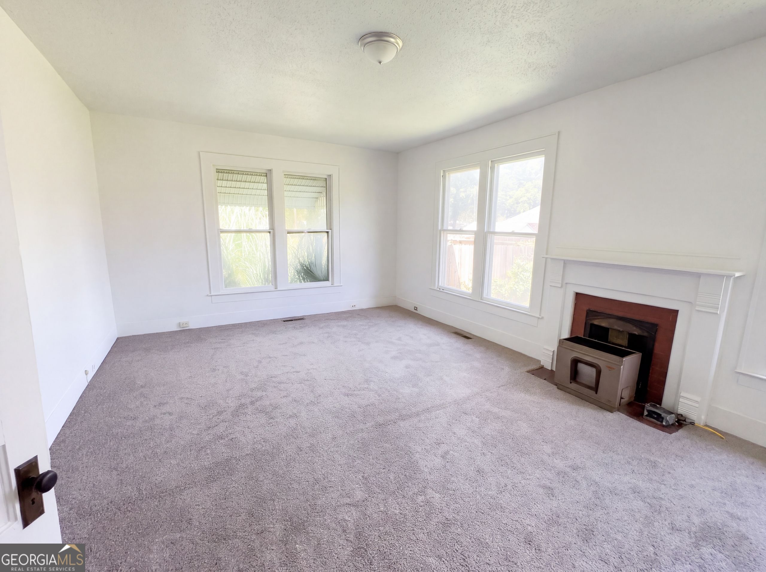 355 Pecan Street Se Property Photo 7