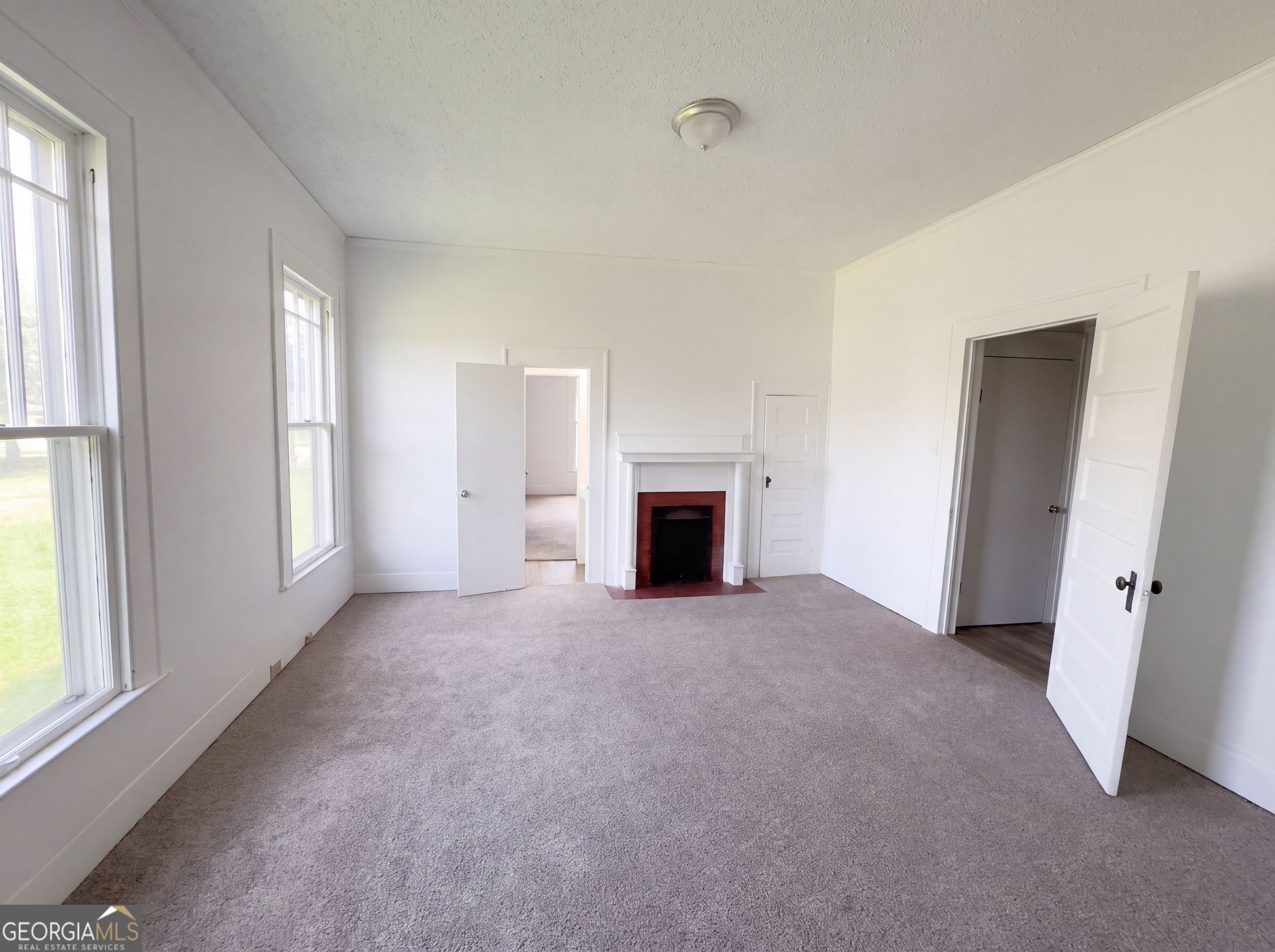 355 Pecan Street Se Property Photo 9