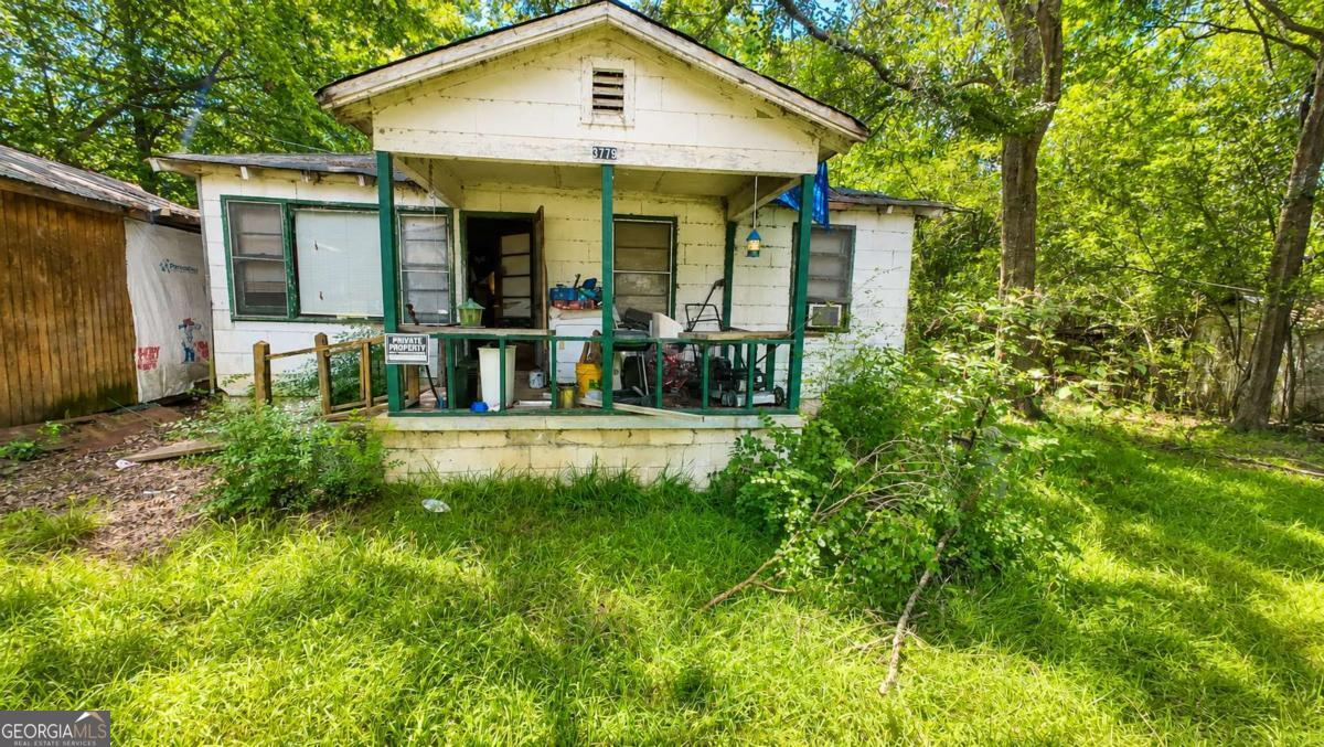 3779 Dorothy Drive Property Photo 2