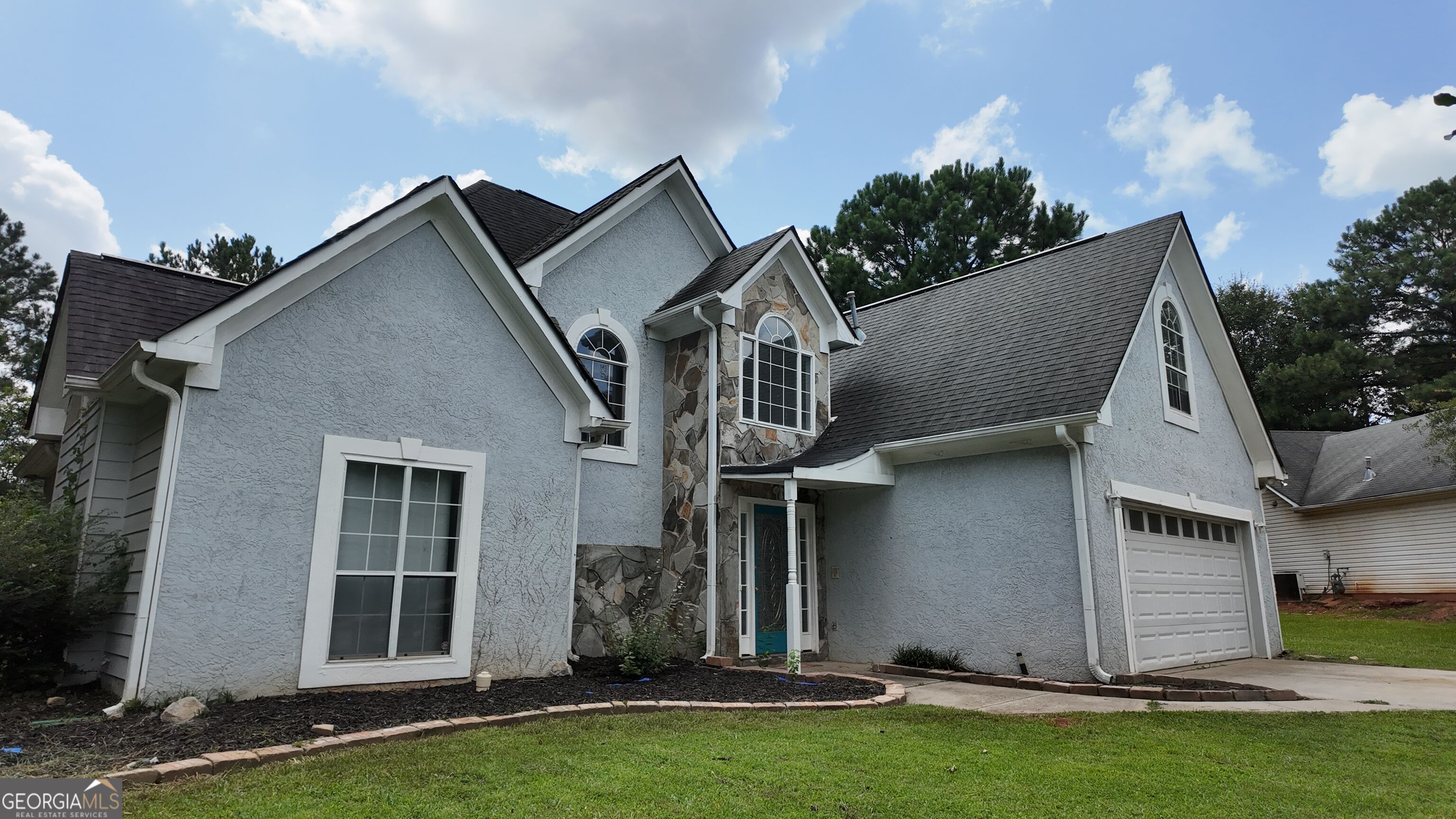 937 Downing Drive Property Photo 2