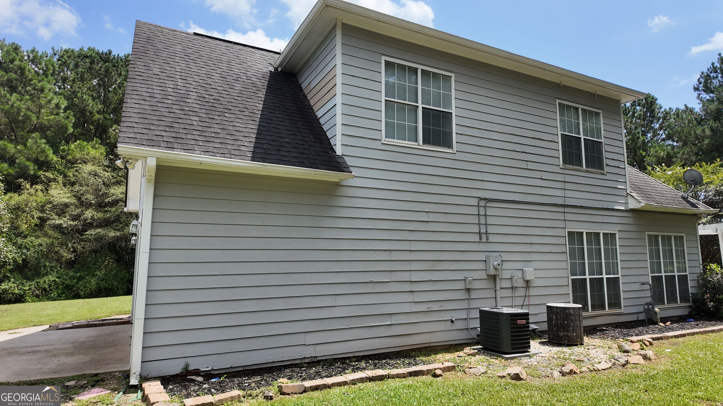 937 Downing Drive Property Photo 3