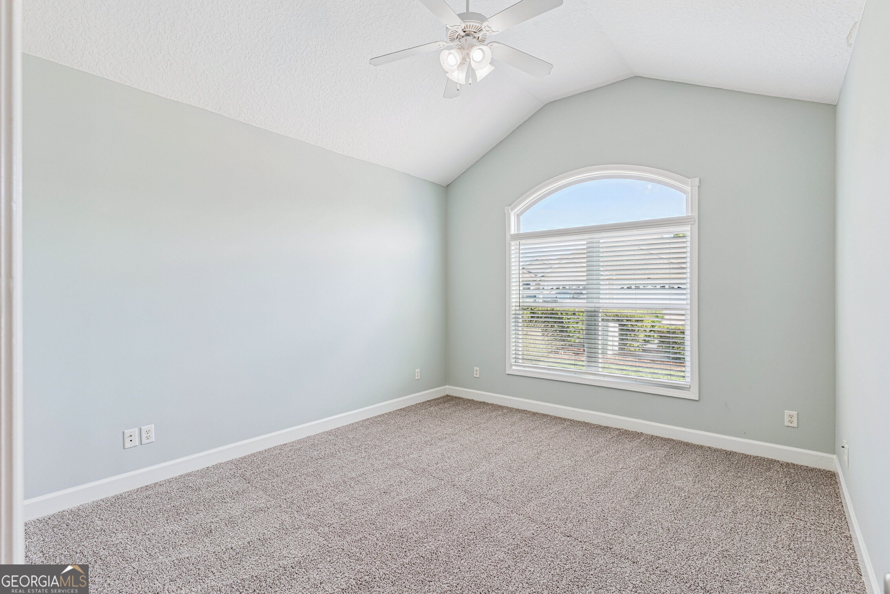 268 Laurel Landing Boulevard Property Photo 3
