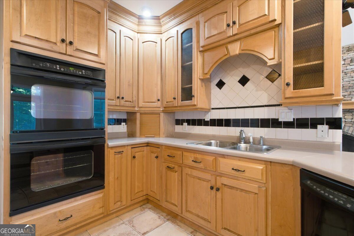 1628 Valley View Drive Property Photo 14