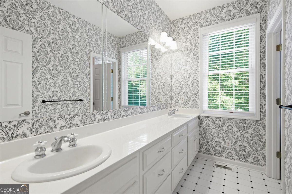 1628 Valley View Drive Property Photo 27