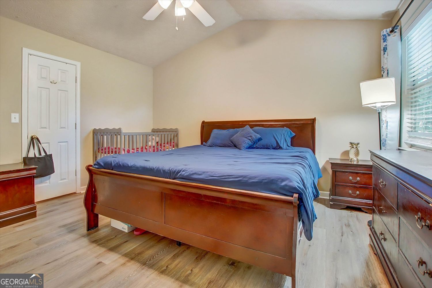140 Greenleaf Drive Property Photo 14