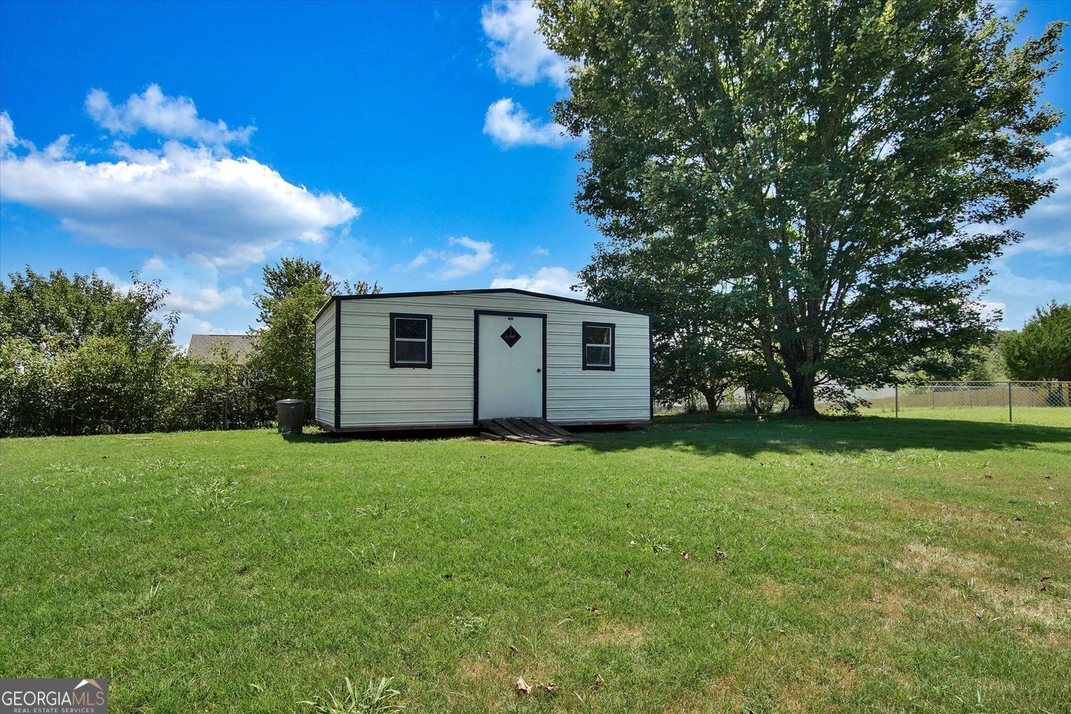 140 Greenleaf Drive Property Photo 29