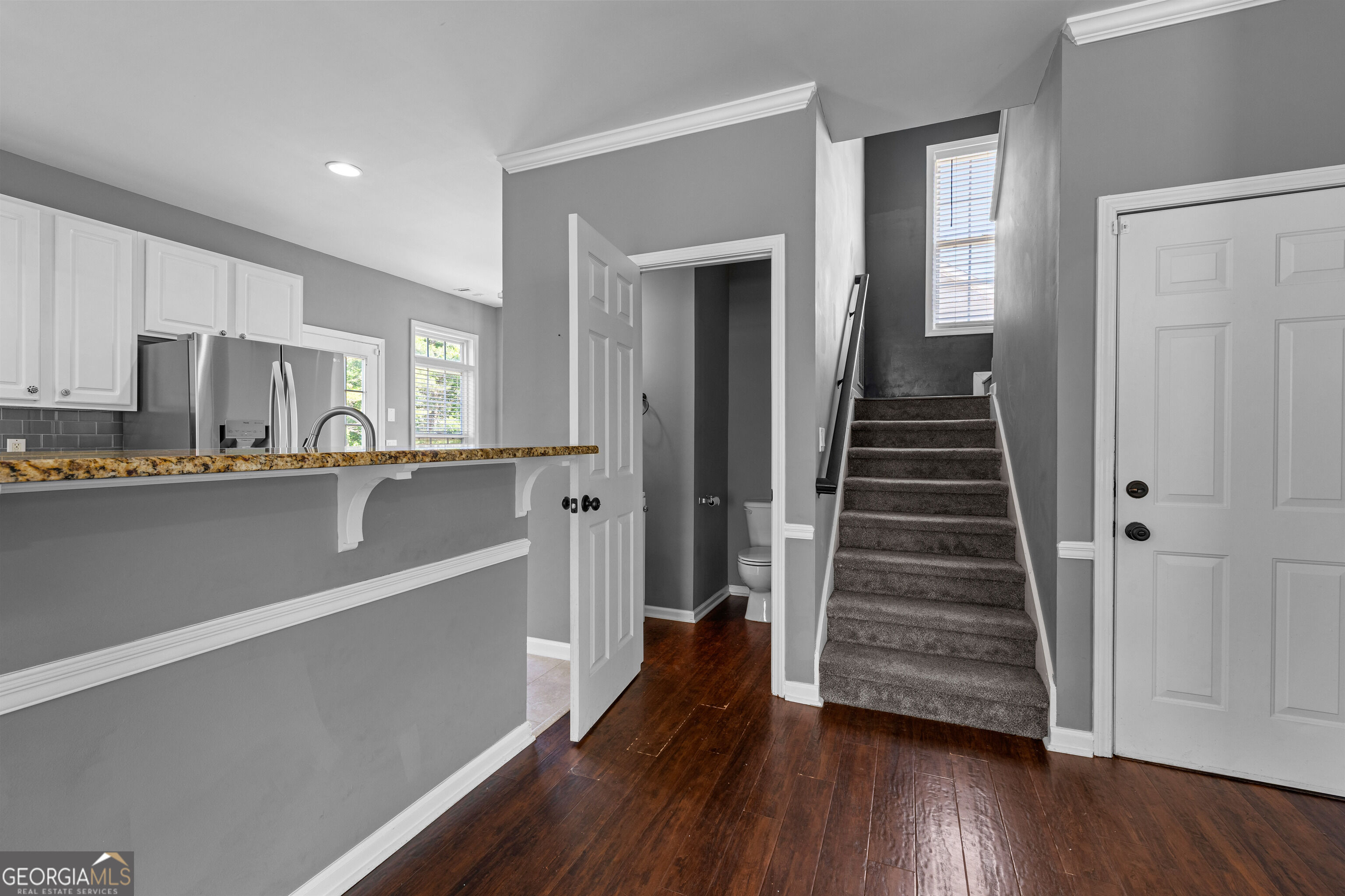39 The Crescent Property Photo 9
