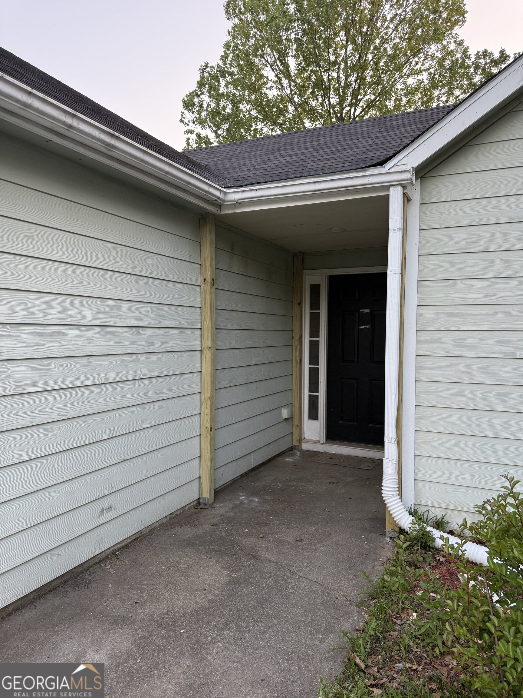 4209 Zephyrhills Drive Nw Property Photo 22