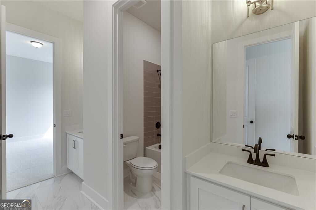 5410 Settingdown Road Property Photo 10